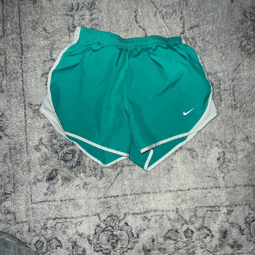Nike Dri-Fit Running Girls M Shorts - Picture 8 of 9